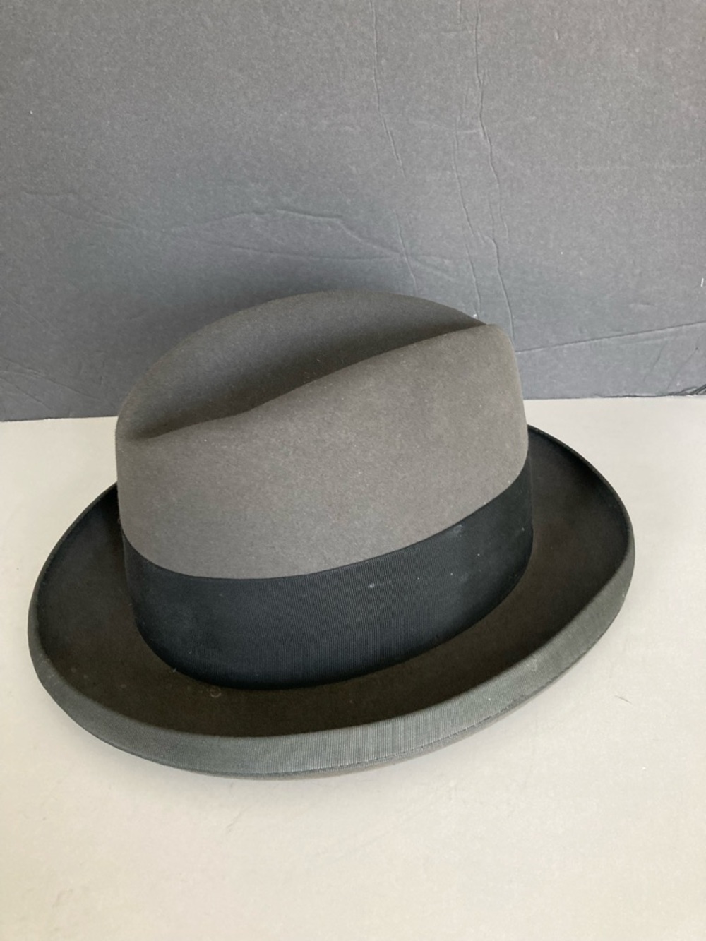 Bianchi Vintage Classic Gray Felt Fedora with Black Band